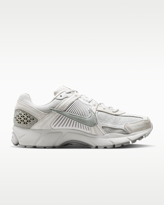 NIKE公式】ナイキ ズーム ボメロ 5 SE メンズシューズ.オンライン